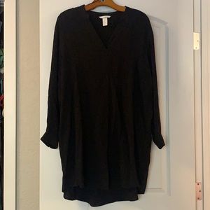 Black oversized dress